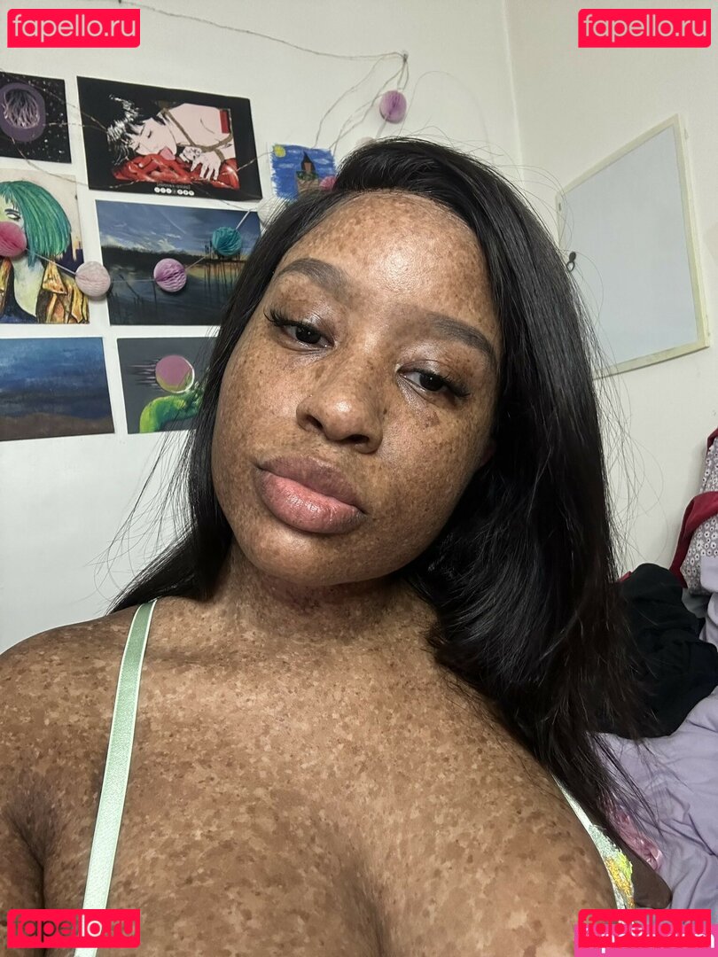 freckled47 / freckledn / sweetspinkles471