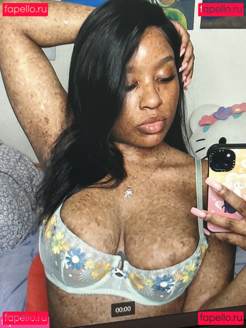 freckled47 / freckledn / sweetspinkles471 Onlyfans Photo Gallery 