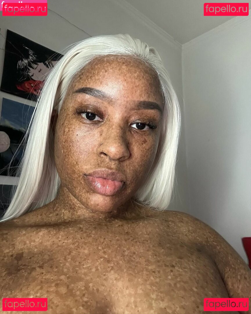 freckled47 / freckledn / sweetspinkles471 Onlyfans Photo Gallery 