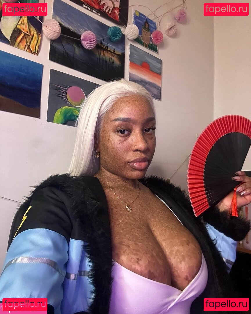 freckled47 / freckledn / sweetspinkles471 Onlyfans Photo Gallery 