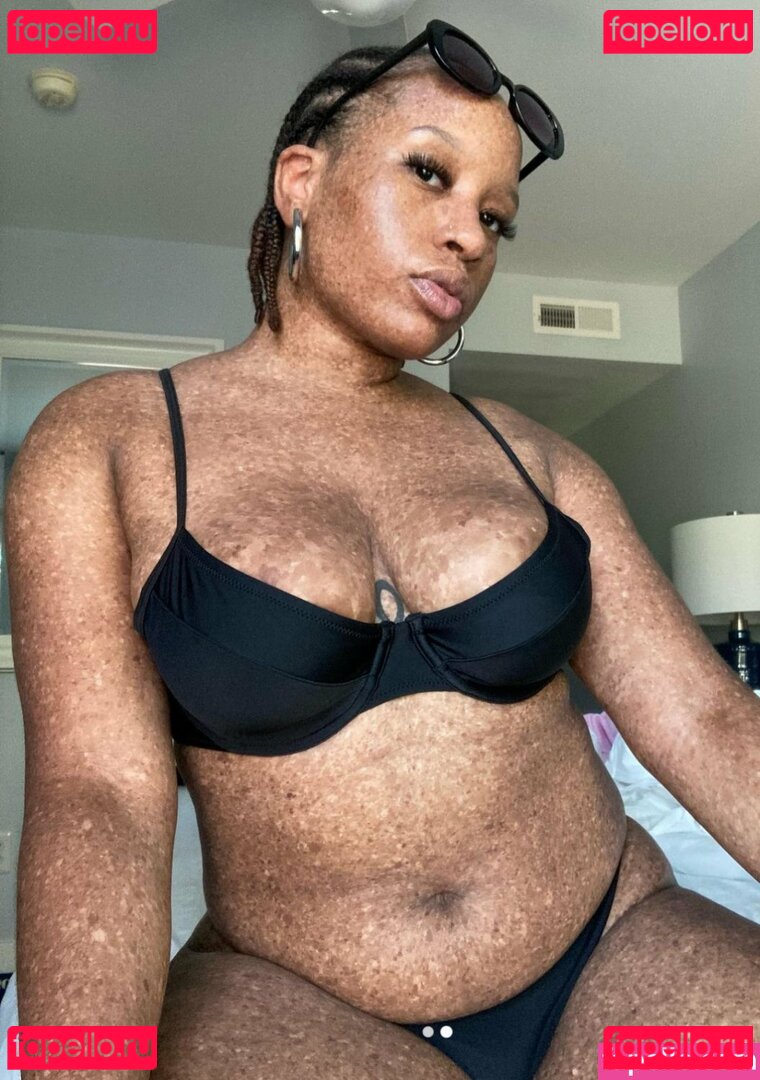 freckled47 / freckledn / sweetspinkles471 Onlyfans Photo Gallery 