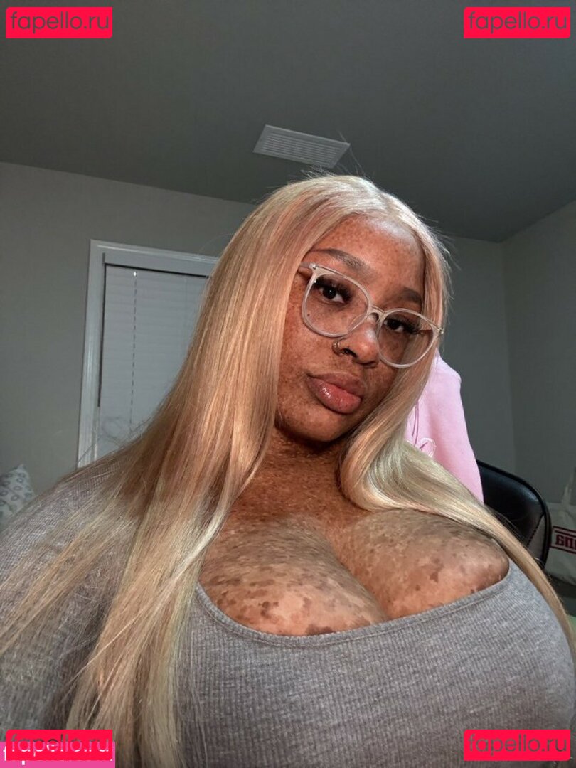 freckled47 / freckledn / sweetspinkles471 Onlyfans Photo Gallery 