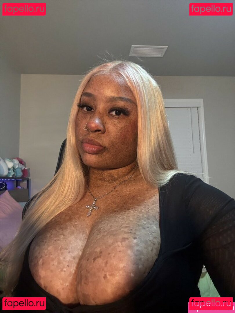 freckled47 / freckledn / sweetspinkles471 Onlyfans Photo Gallery 