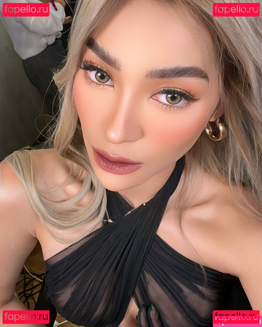 Christine Samson / christinesamsonn Onlyfans Photo Gallery 