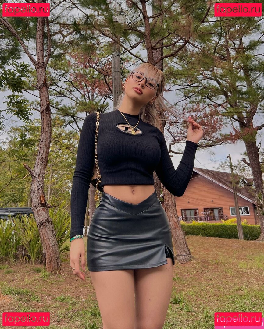 Christine Samson / christinesamsonn Onlyfans Photo Gallery 