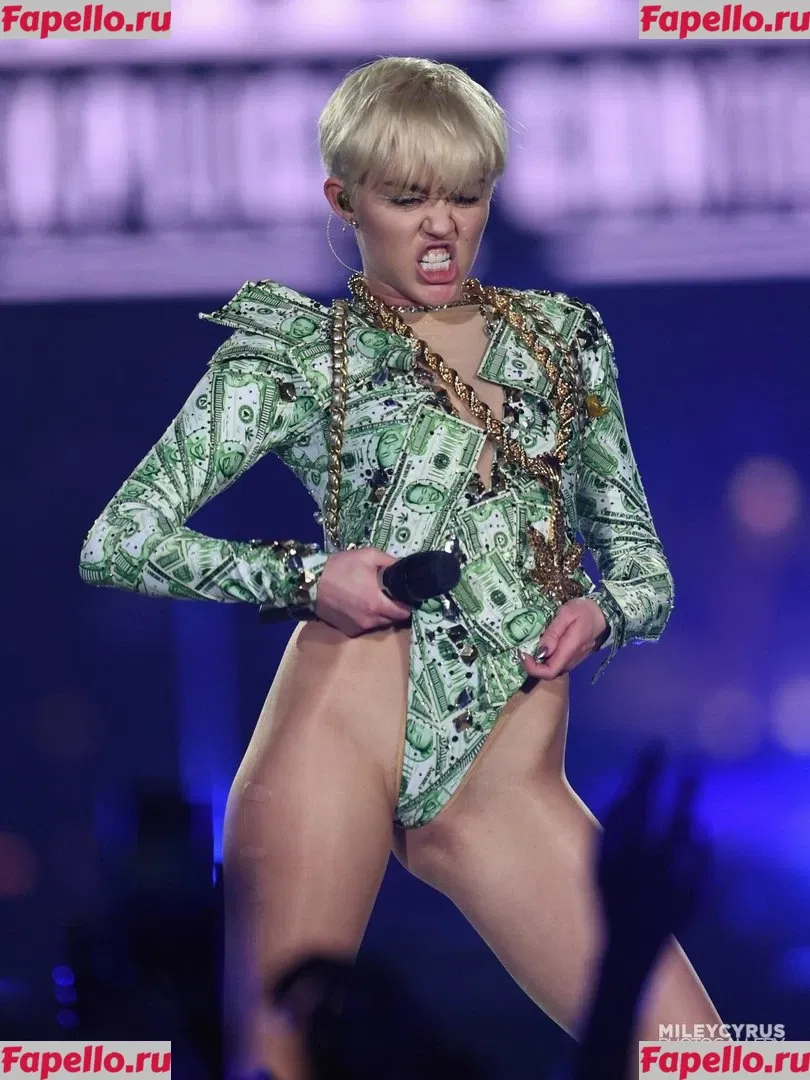 Miley Cyrus Onlyfans Photo Gallery 