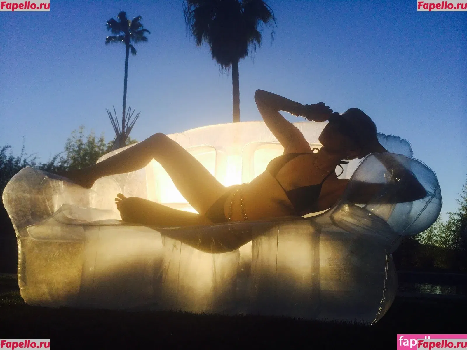Miley Cyrus Onlyfans Photo Gallery 