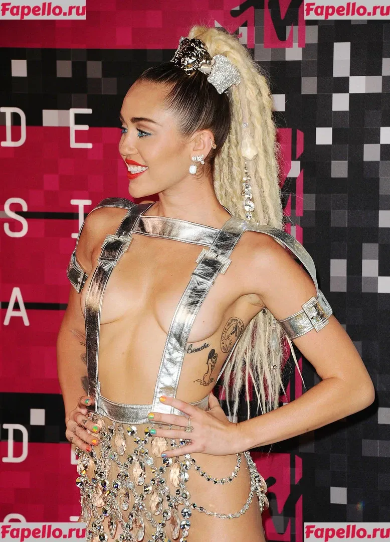 Miley Cyrus Onlyfans Photo Gallery 