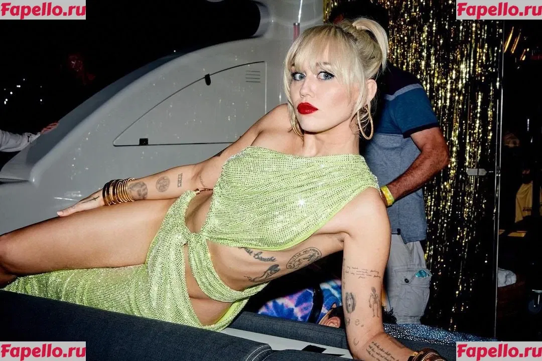 Miley Cyrus Onlyfans Photo Gallery 