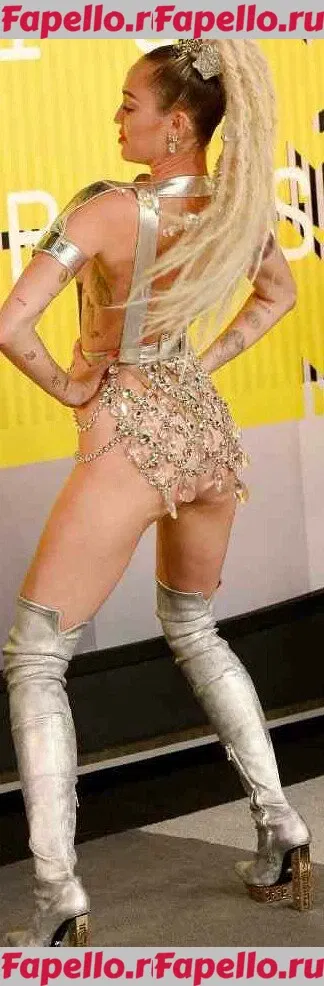 Miley Cyrus Onlyfans Photo Gallery 