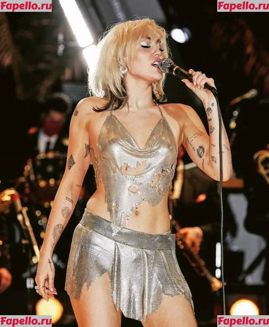 Miley Cyrus Onlyfans Photo Gallery 