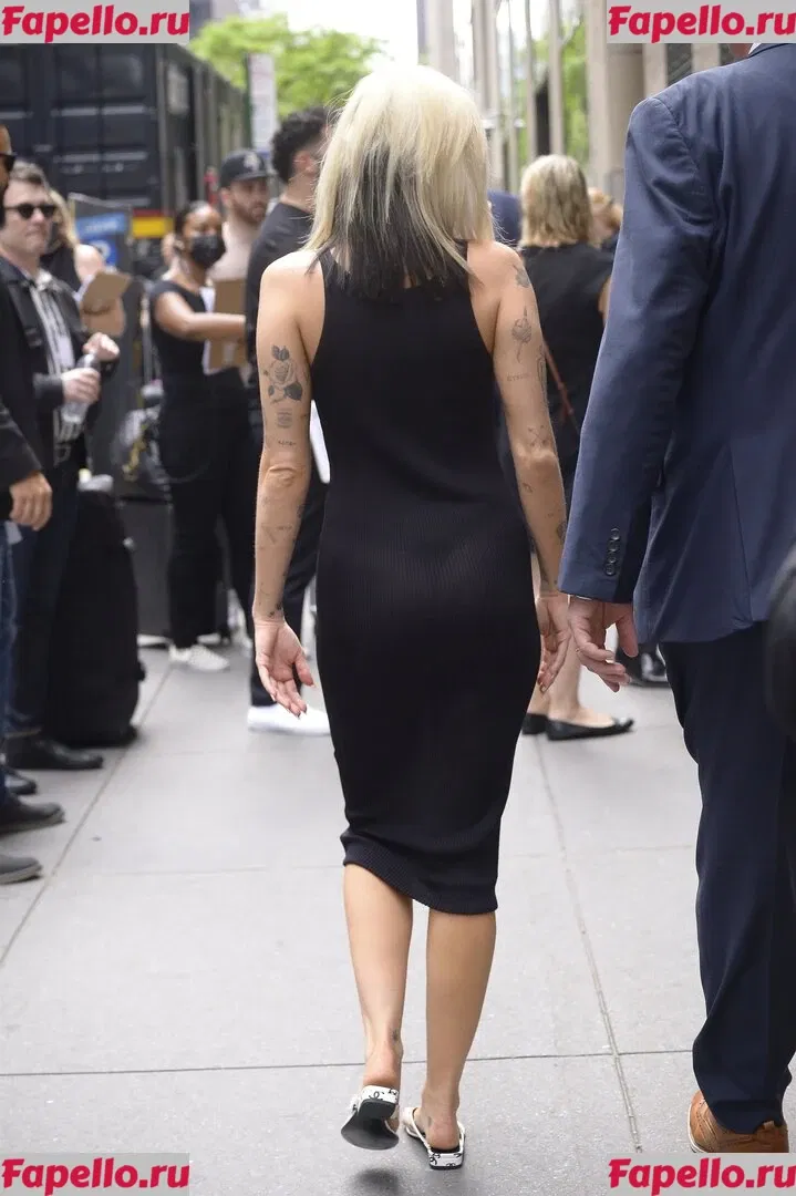 Miley Cyrus Onlyfans Photo Gallery 