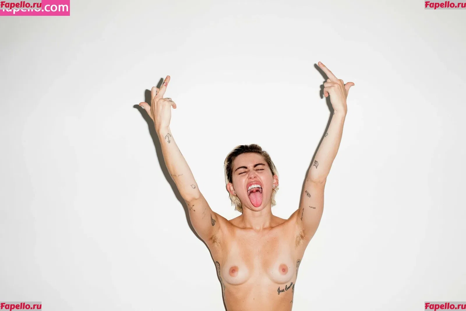 Miley Cyrus Onlyfans Photo Gallery 