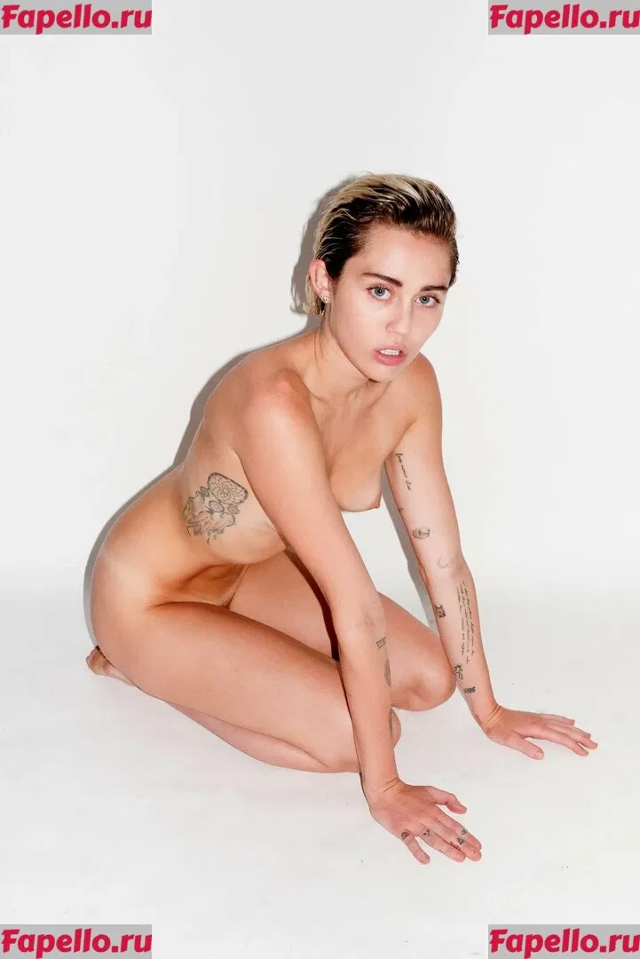 Miley Cyrus Onlyfans Photo Gallery 