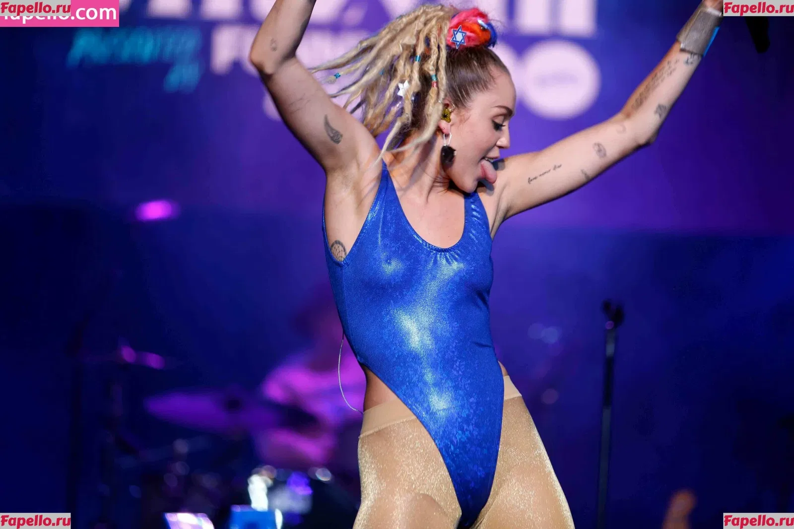 Miley Cyrus Onlyfans Photo Gallery 