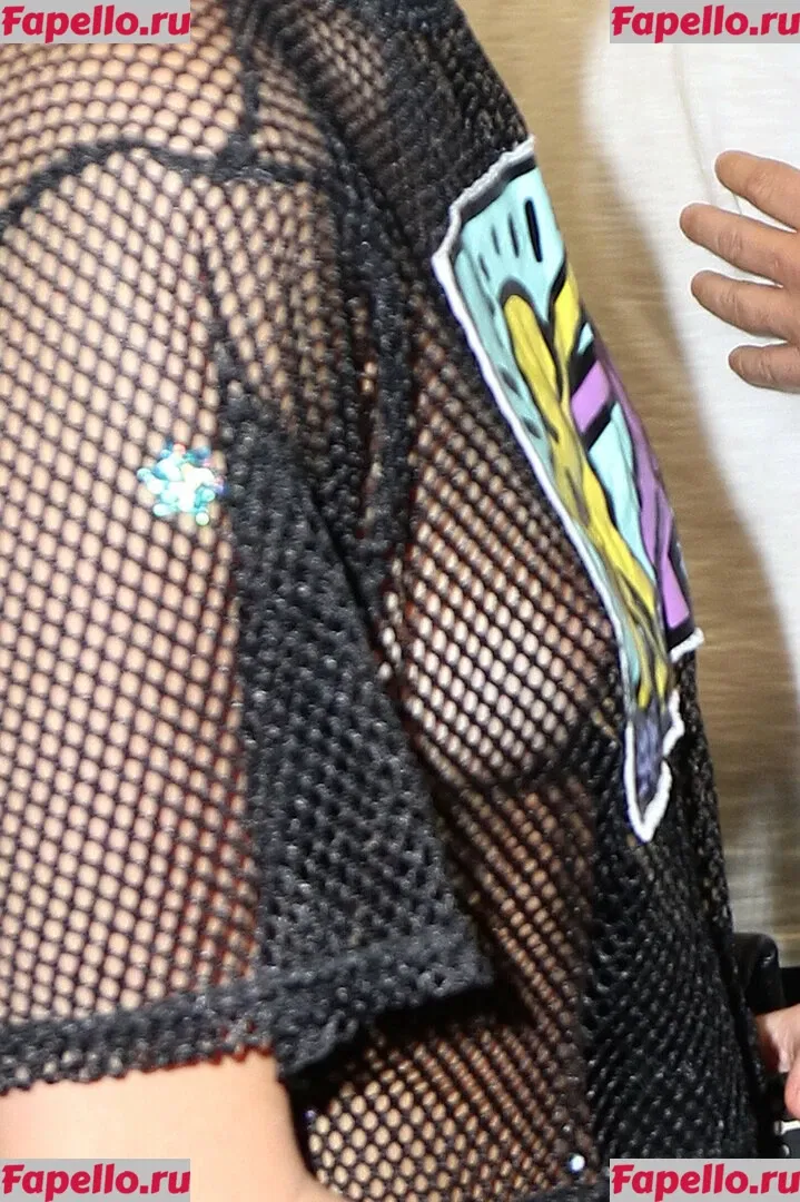 Miley Cyrus Onlyfans Photo Gallery 