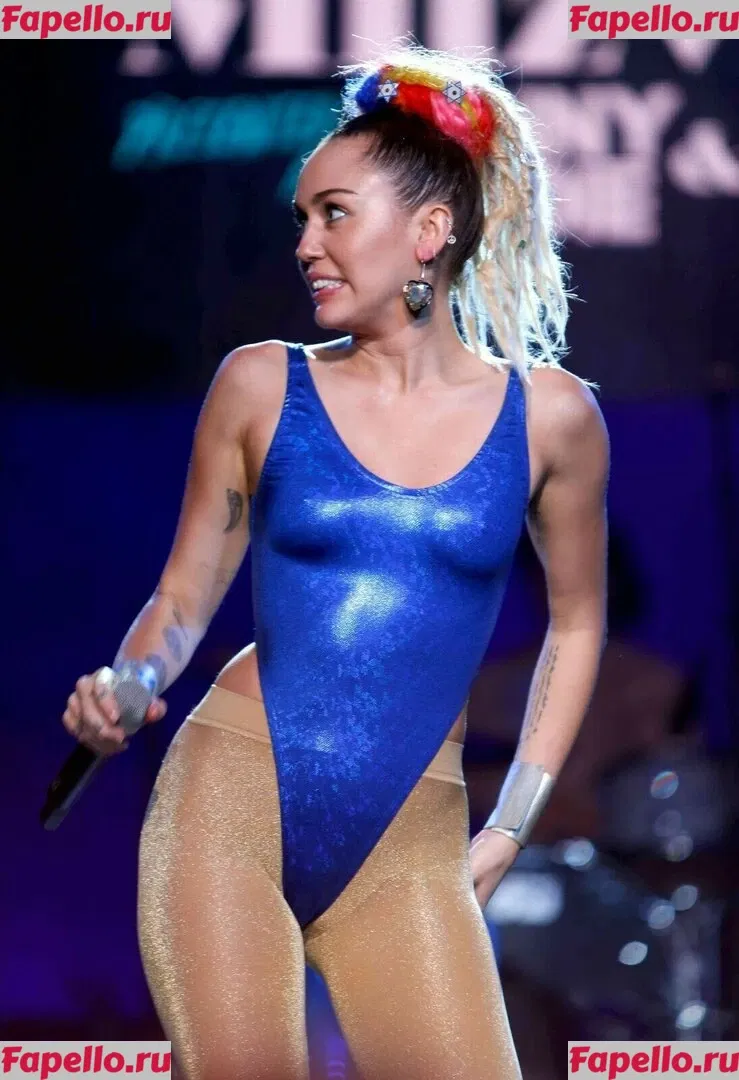 Miley Cyrus Onlyfans Photo Gallery 