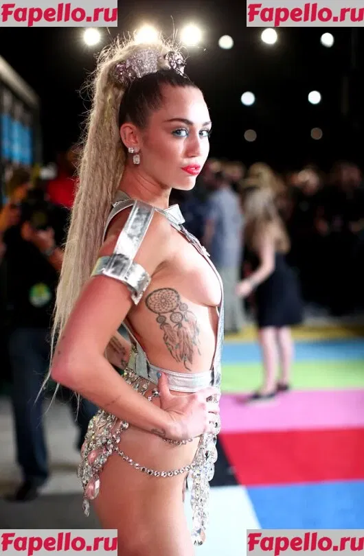 Miley Cyrus Onlyfans Photo Gallery 