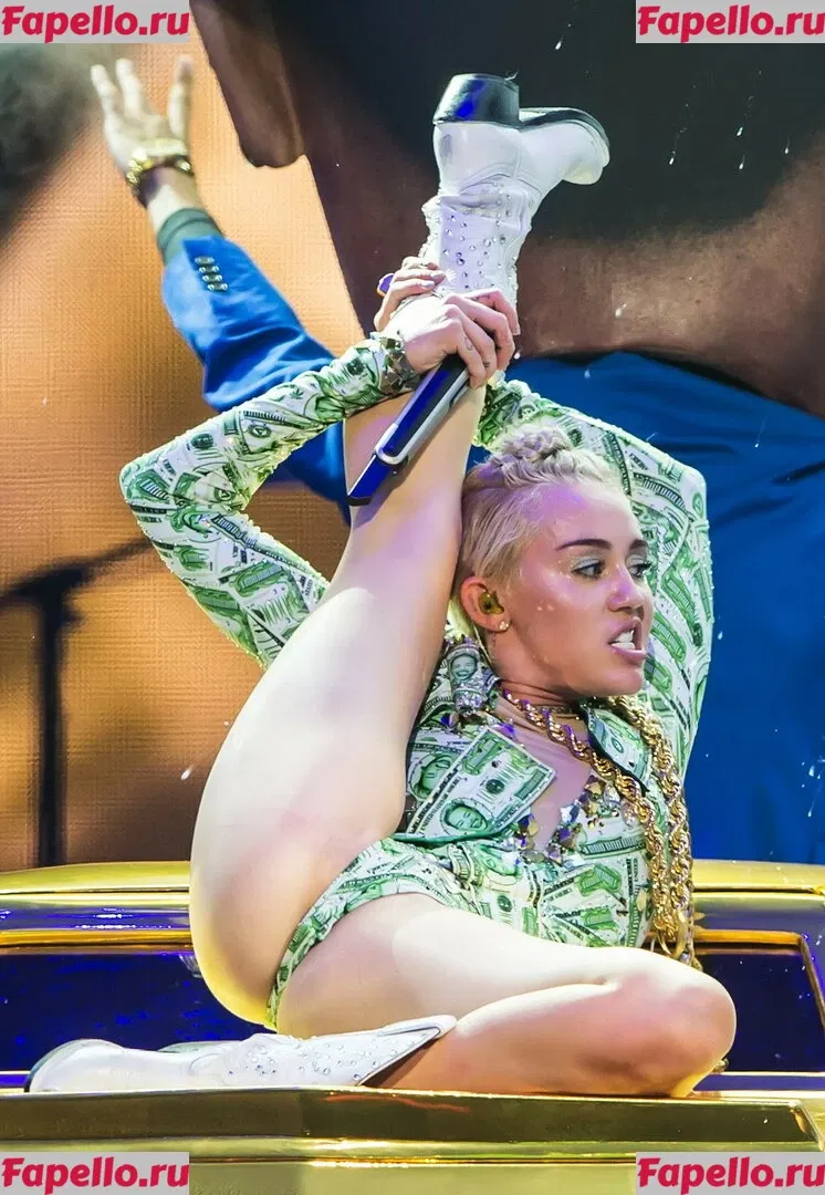 Miley Cyrus Onlyfans Photo Gallery 