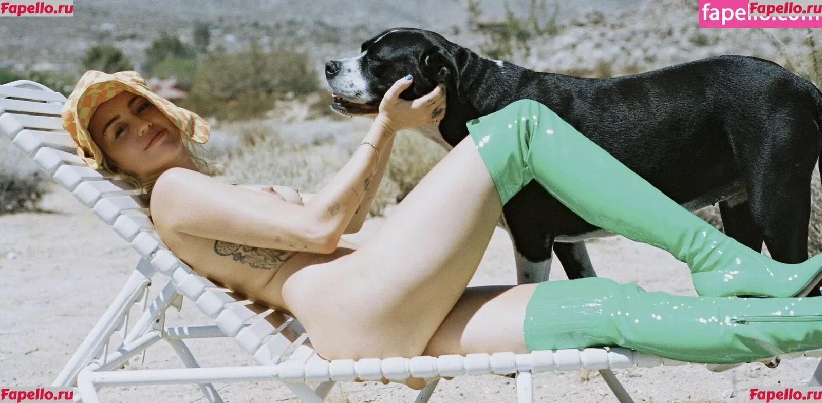 Miley Cyrus Onlyfans Photo Gallery 