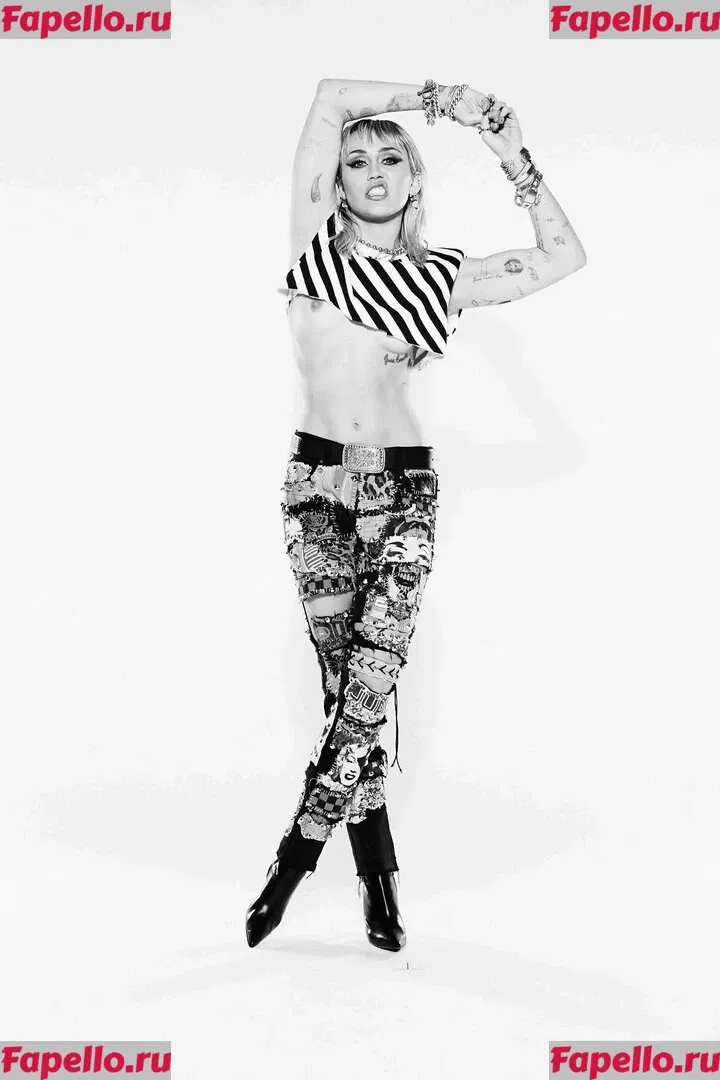 Miley Cyrus Onlyfans Photo Gallery 