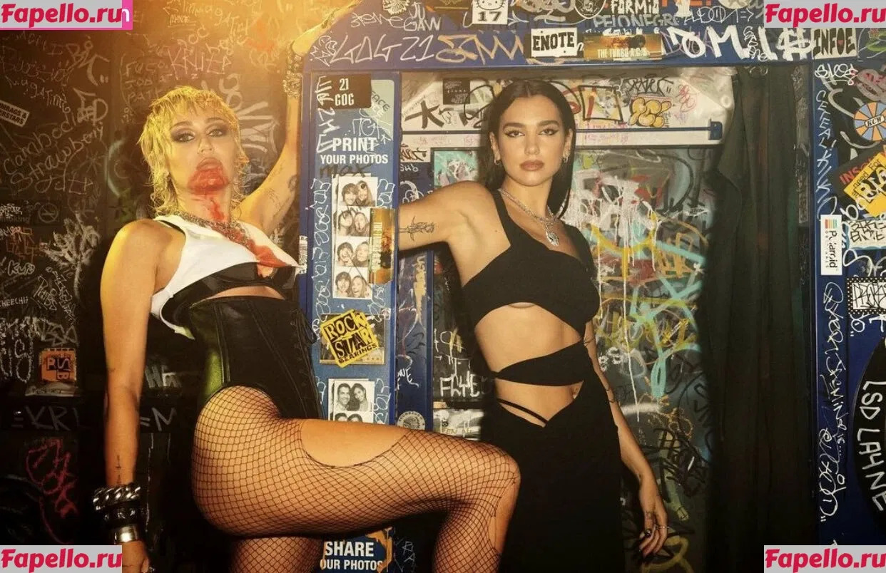 Miley Cyrus Onlyfans Photo Gallery 
