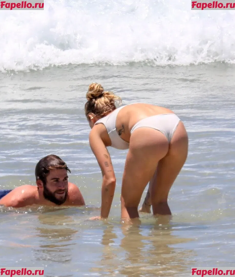 Miley Cyrus Onlyfans Photo Gallery 