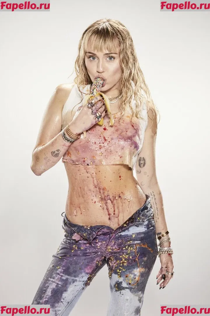 Miley Cyrus Onlyfans Photo Gallery 