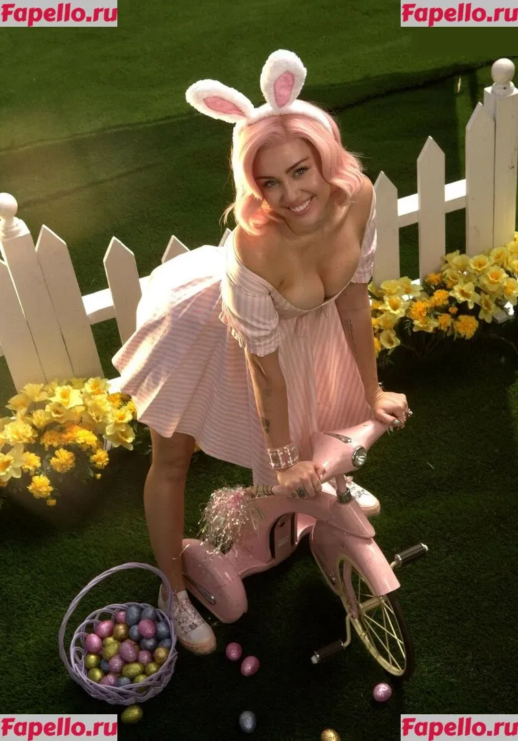 Miley Cyrus Onlyfans Photo Gallery 
