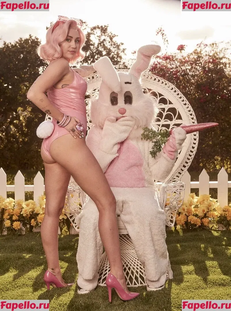 Miley Cyrus Onlyfans Photo Gallery 