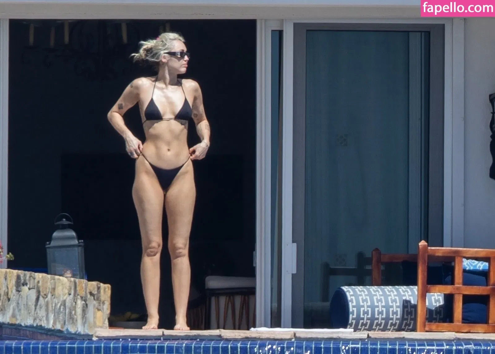 Miley Cyrus Onlyfans Photo Gallery 