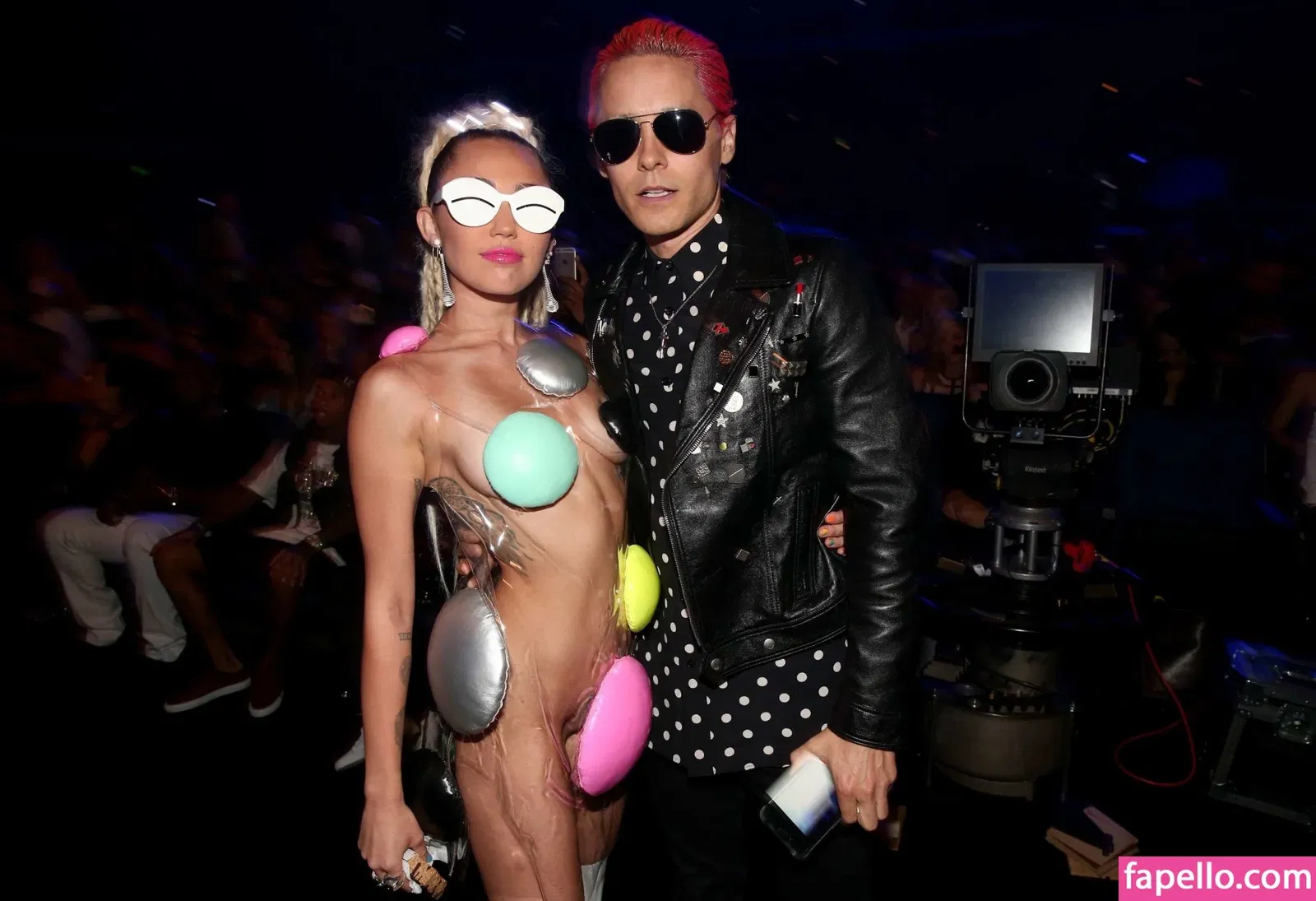 Miley Cyrus Onlyfans Photo Gallery 