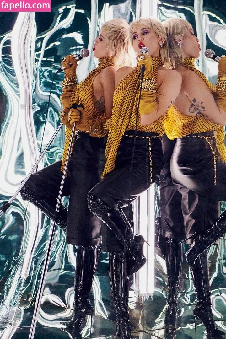 Miley Cyrus Onlyfans Photo Gallery 