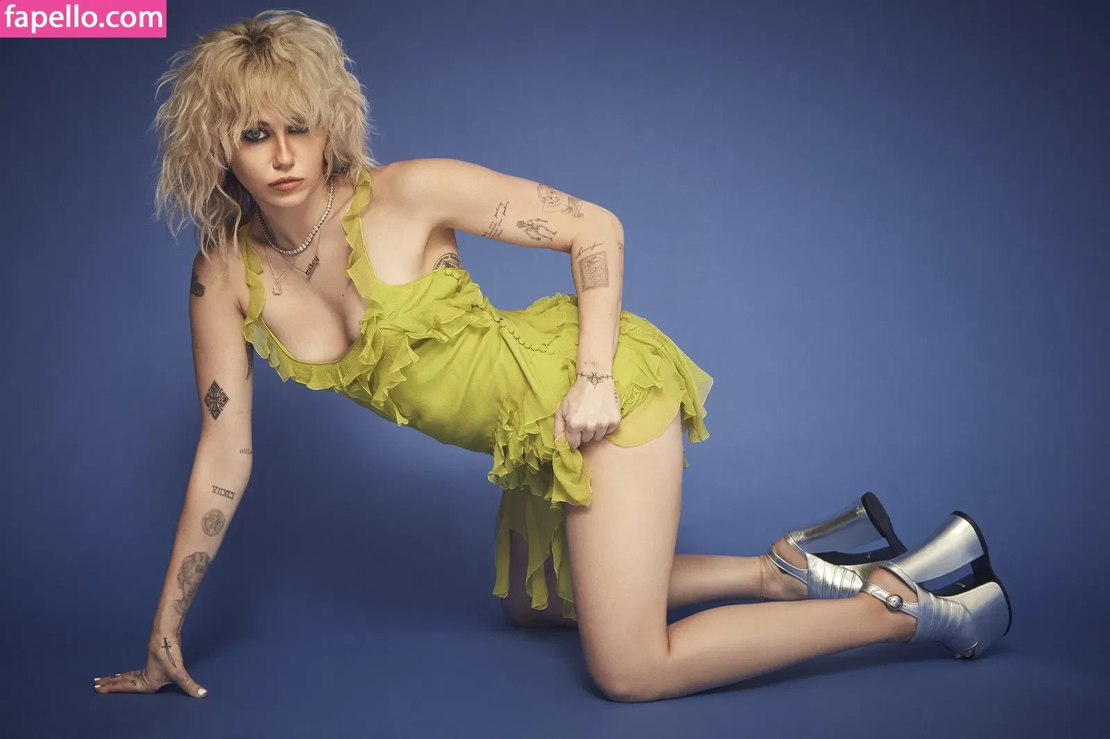 Miley Cyrus Onlyfans Photo Gallery 