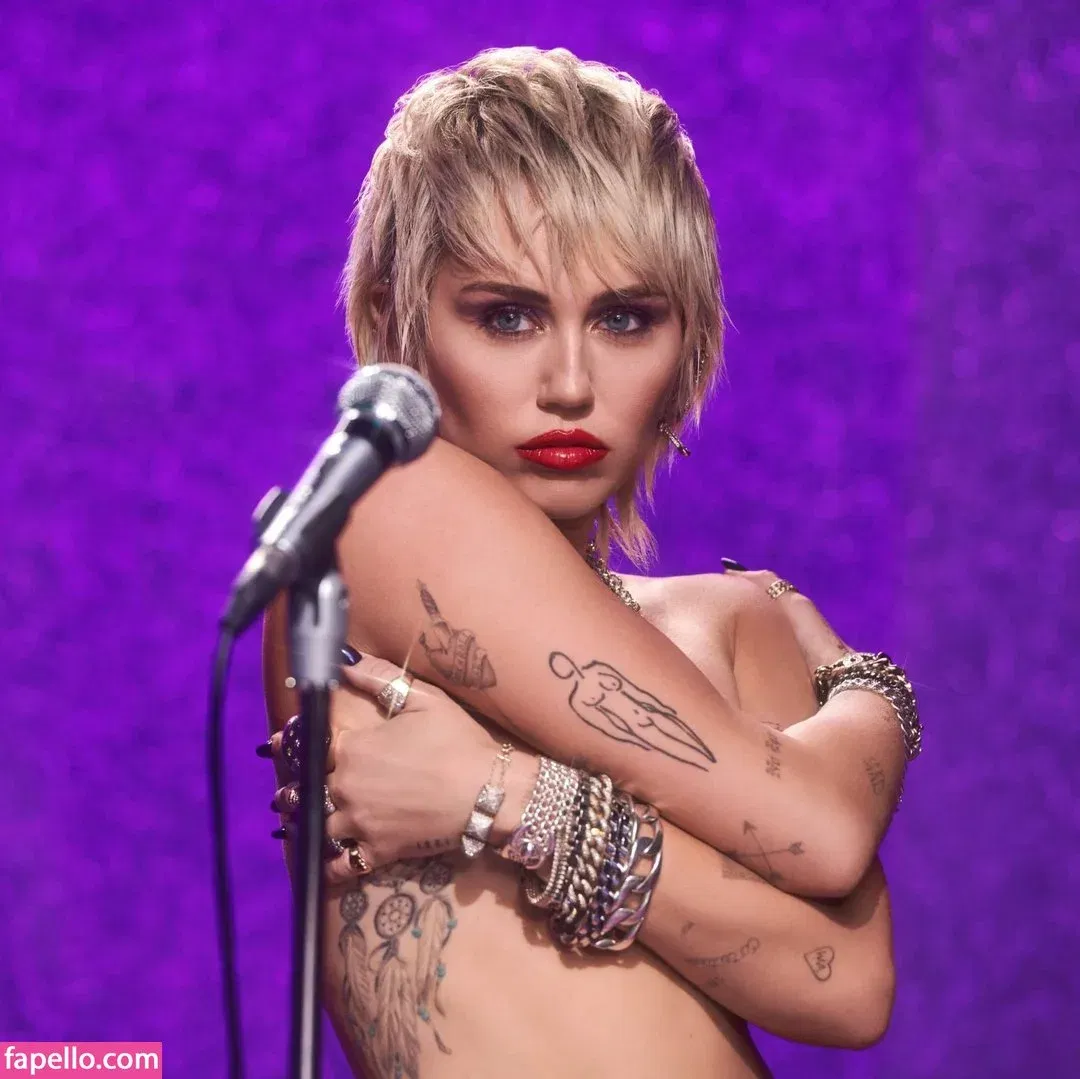 Miley Cyrus Onlyfans Photo Gallery 