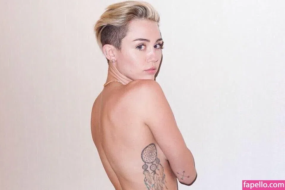 Miley Cyrus Onlyfans Photo Gallery 