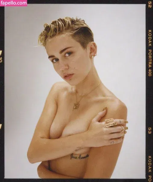 Miley Cyrus Onlyfans Photo Gallery 