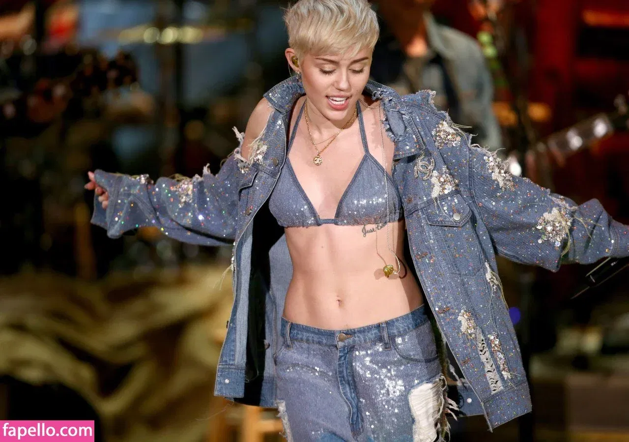 Miley Cyrus Onlyfans Photo Gallery 