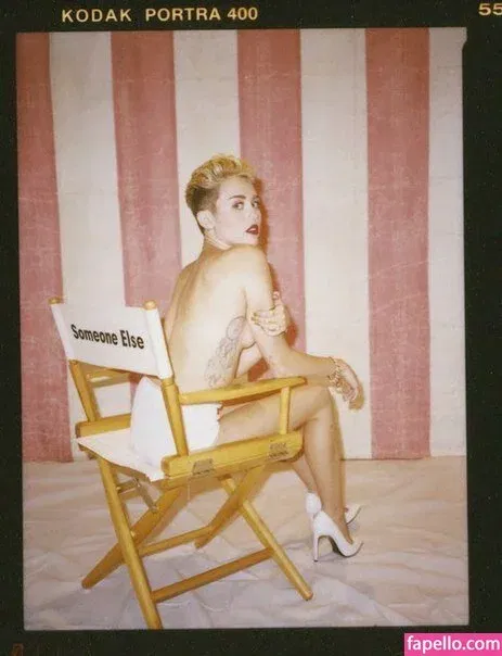 Miley Cyrus Onlyfans Photo Gallery 