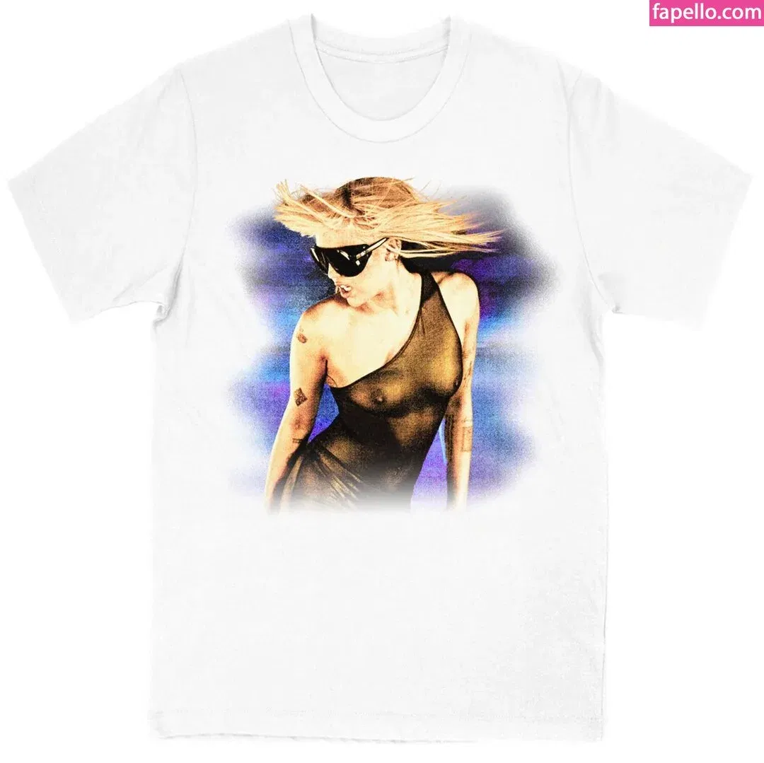 Miley Cyrus Onlyfans Photo Gallery 