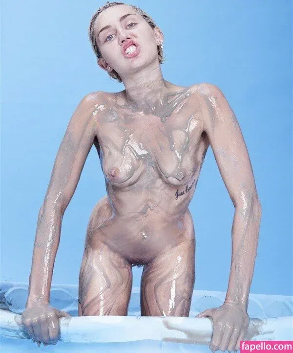 Miley Cyrus Onlyfans Photo Gallery 