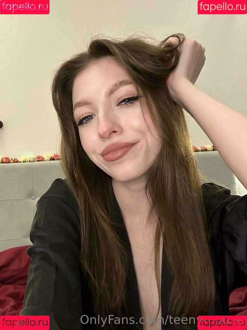 TeenyMouse Onlyfans Photo Gallery 