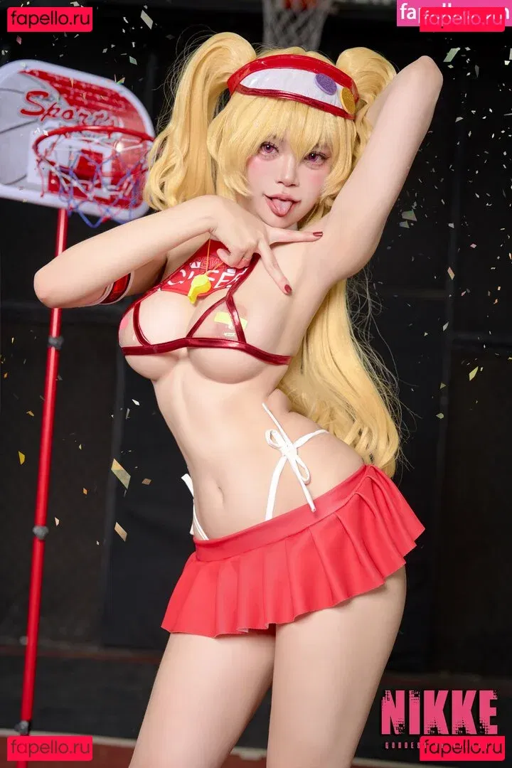 ZinieQ Cosplayer Onlyfans Photo Gallery 