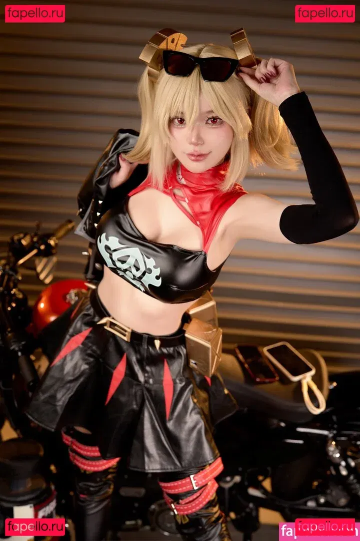 ZinieQ Cosplayer Onlyfans Photo Gallery 