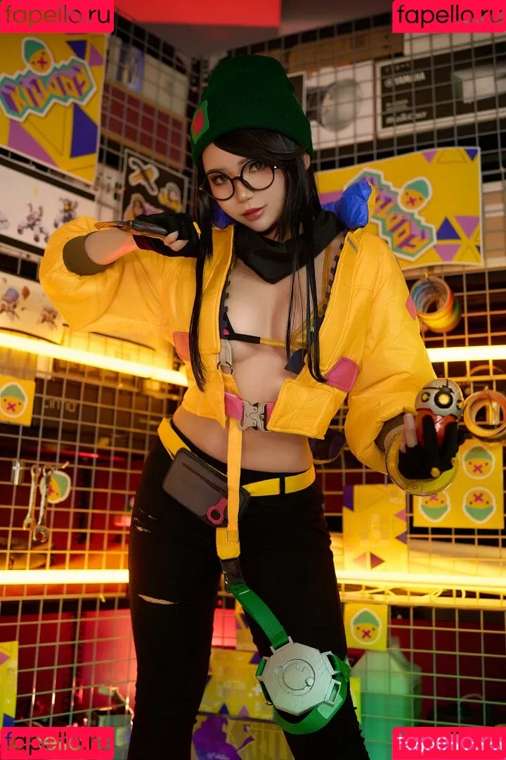 ZinieQ Cosplayer Onlyfans Photo Gallery 