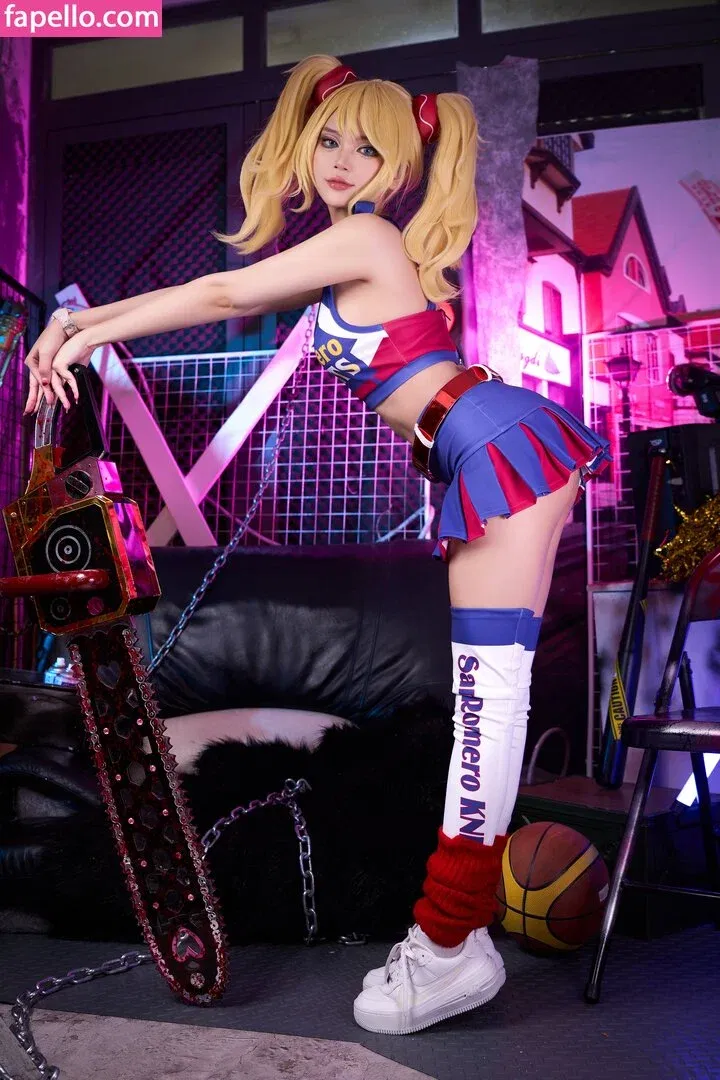 ZinieQ Cosplayer Onlyfans Photo Gallery 