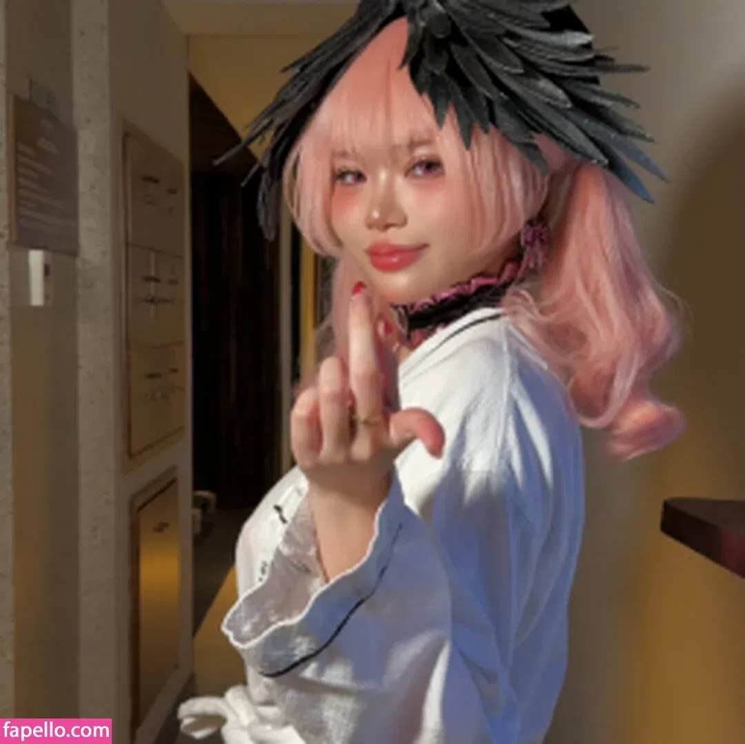 ZinieQ Cosplayer Onlyfans Photo Gallery 