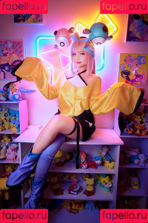 ZinieQ Cosplayer Onlyfans Photo Gallery 