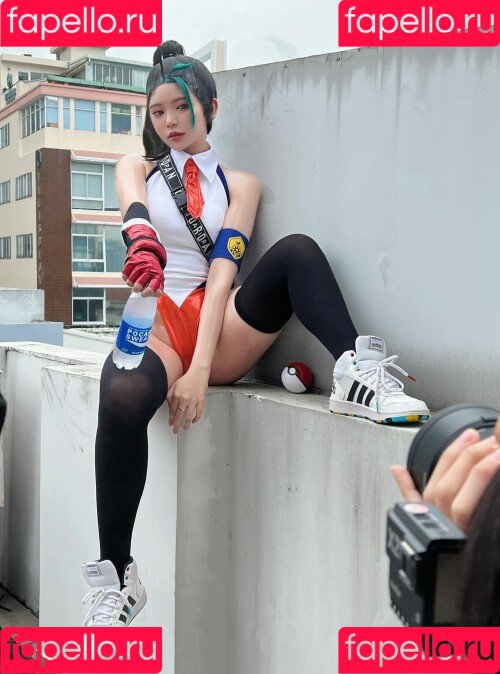 ZinieQ Cosplayer Nude Onlyfans Photo 22