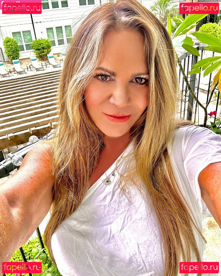 dionysuslola / lolalove20 Onlyfans Photo Gallery 